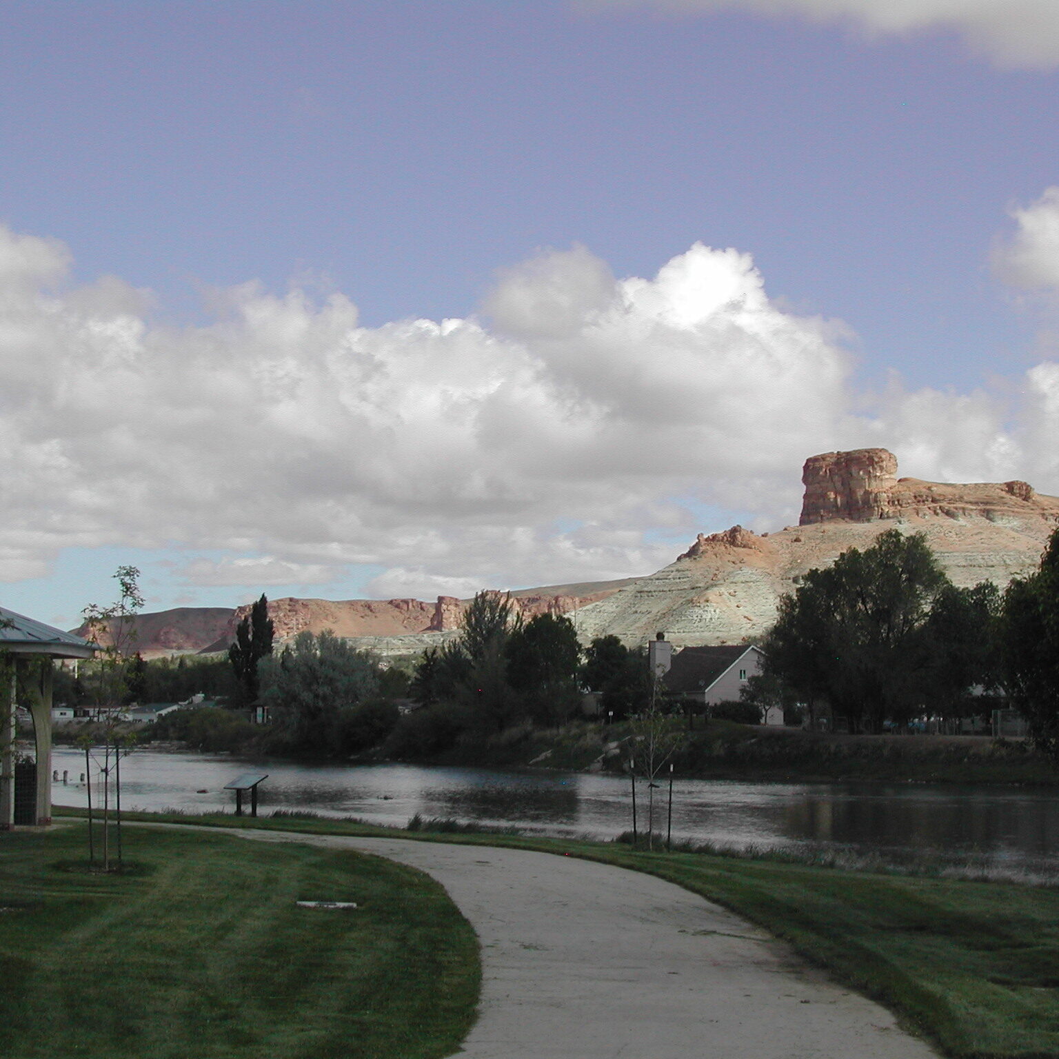 [#Beginning of Shooting Data Section]
Nikon CoolPix885
0000/00/00 00:00:00
JPEG (8-bit) Normal
Image Size:  2048 x 1536
Color
ConverterLens: None
Focal Length: 12.2mm
Exposure Mode: Programmed Auto
Metering Mode: Multi-Pattern
1/201.1 sec - f/9.2
Exposure Comp.: 0 EV
Sensitivity: Auto
White Balance: Auto
AF Mode: AF-C
Tone Comp: Auto
Flash Sync Mode: Front Curtain
Electric Zoom Ratio: 1.00
Saturation comp: 0
Sharpening: Auto
Noise Reduction: OFF
[#End of Shooting Data Section]